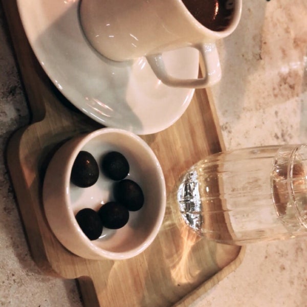 Foto diambil di Biber Cafe &amp; Restaurant oleh eda topkara pada 9/29/2019