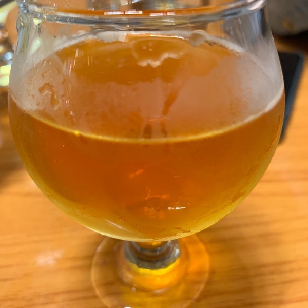 Photo taken at Happy Basset Brewing Company by K O. on 3/29/2019