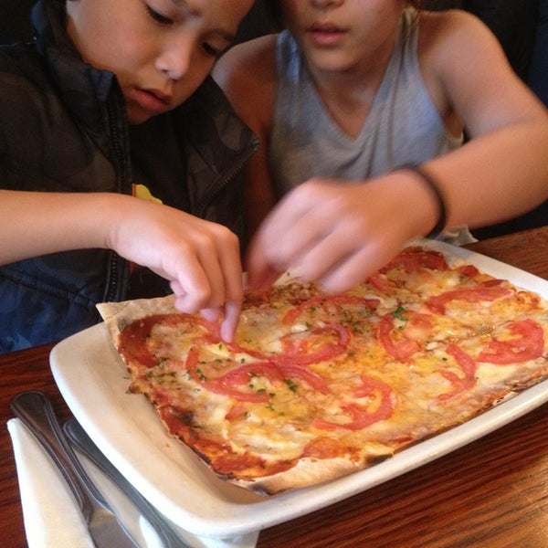 Kids magherita pizza