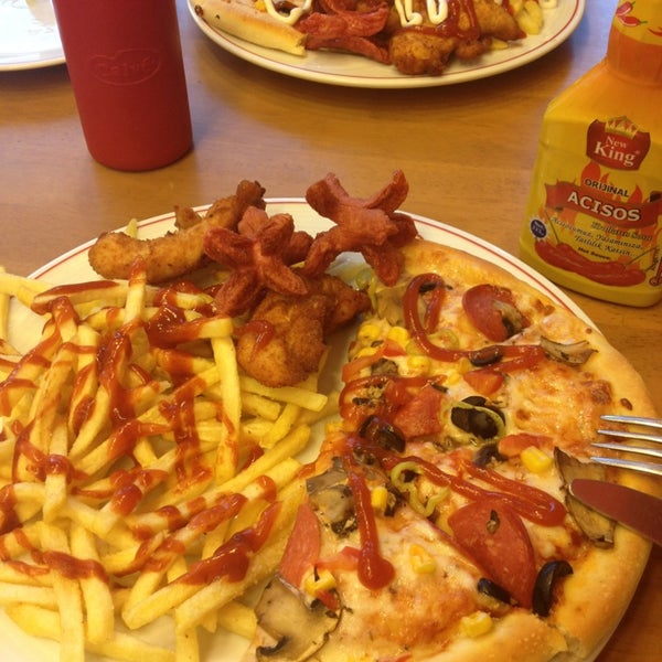 Gülen Pizza Pizzacı