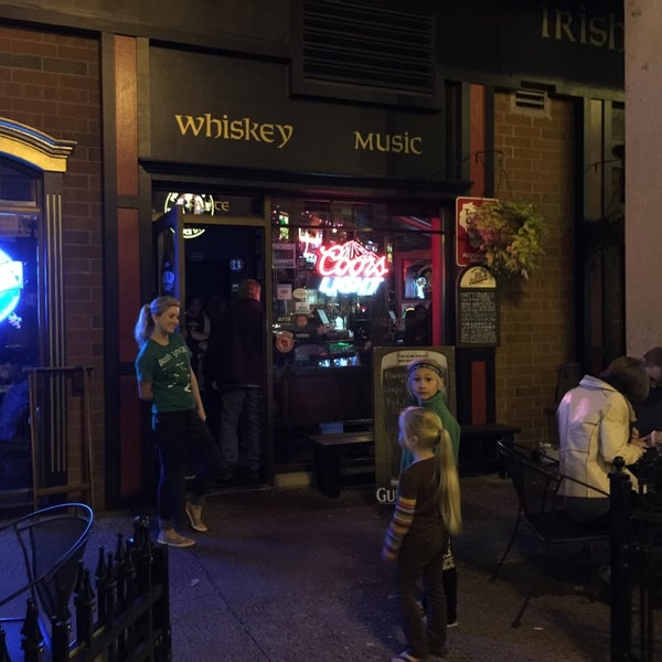 10/11/2014にBrian S.がDublin Square Irish Pub &amp; Eateryで撮った写真
