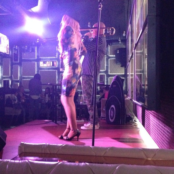 Foto diambil di Bright Club &amp; Karaoke rooms oleh Ksusha M. pada 11/2/2013