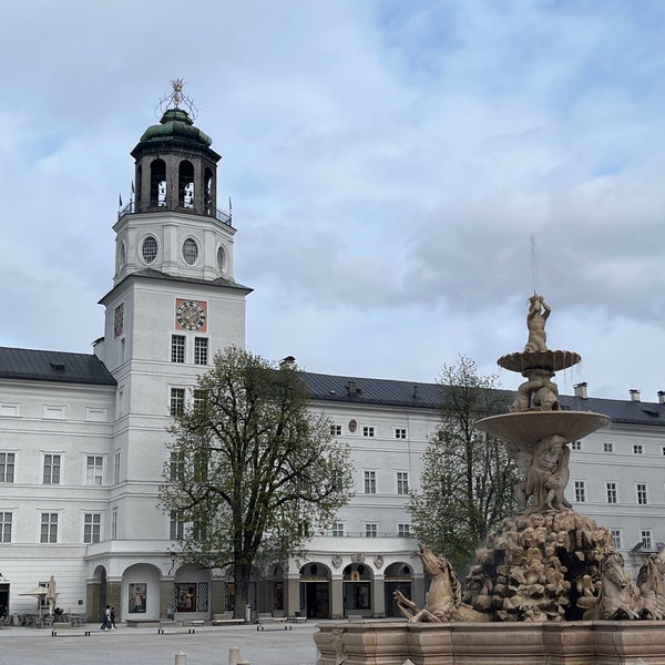 Foto diambil di DomQuartier Salzburg oleh Ahu K. pada 4/18/2023