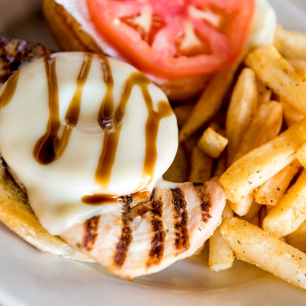 Sharkey's Oceanfront Restaurant 16 tips from 899 visitors