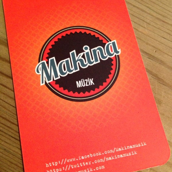 รูปภาพถ่ายที่ Makina Müzik โดย Deniz G. เมื่อ 4/7/2014