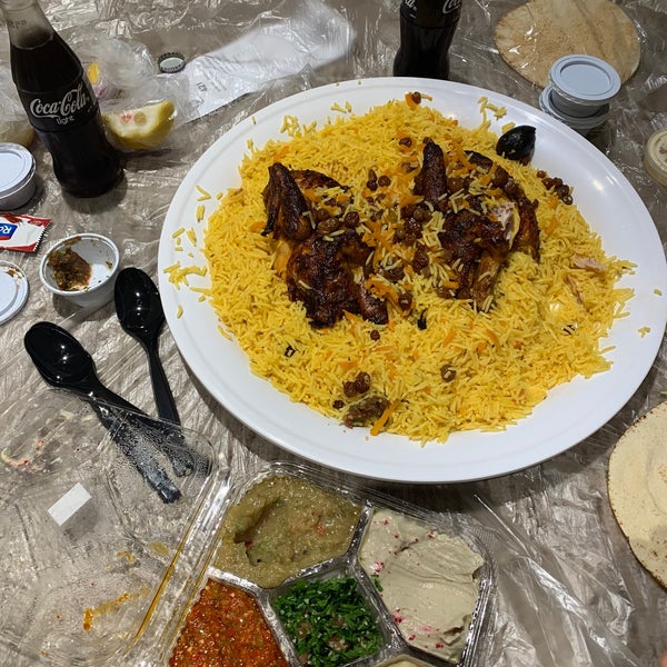 Foto tomada en مطعم الحمراء البخاري  por Abdulaziz el 3/12/2024
