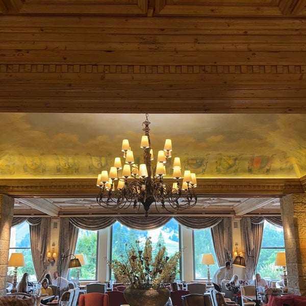 Снимок сделан в Gstaad Palace Hotel пользователем Fahad 8/18/2022
