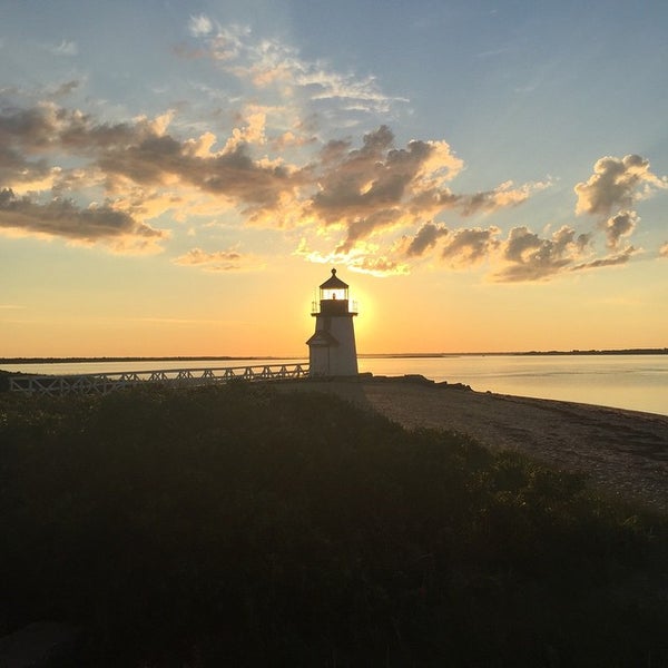 Снимок сделан в Nantucket Island Resorts пользователем Emma B. 6/25/2015