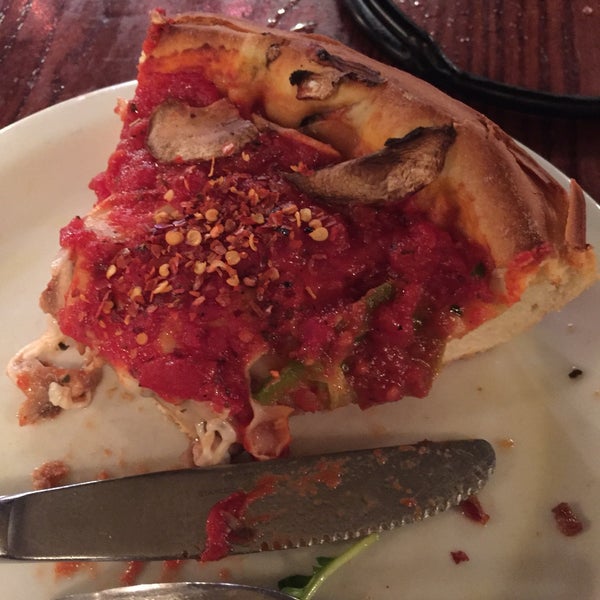 10/13/2016にSherry B.がPatxi&#39;s Pizzaで撮った写真