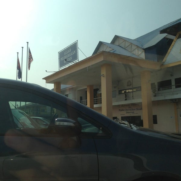 Photos At Bangunan Sultan Ismail Pontian