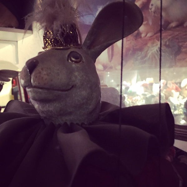 Foto scattata a The Bunny Museum da Carlos S. il 4/5/2015