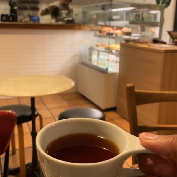 Foto diambil di Onna Coffee oleh M pada 2/5/2022