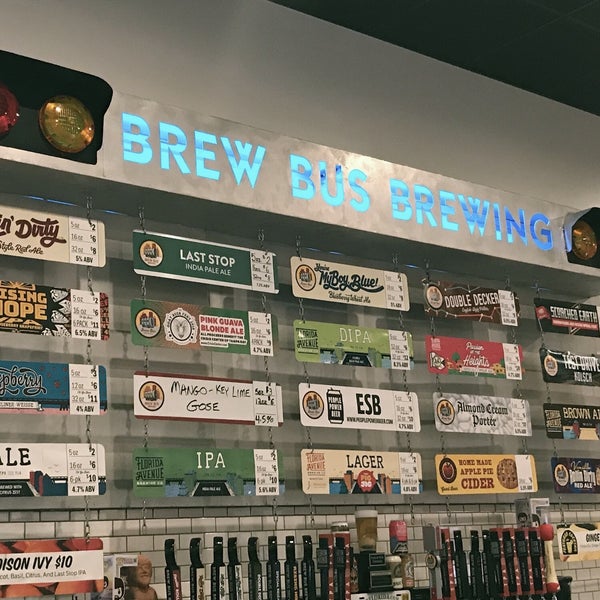 10/20/2018 tarihinde David H.ziyaretçi tarafından Brew Bus Terminal and Brewery'de çekilen fotoğraf