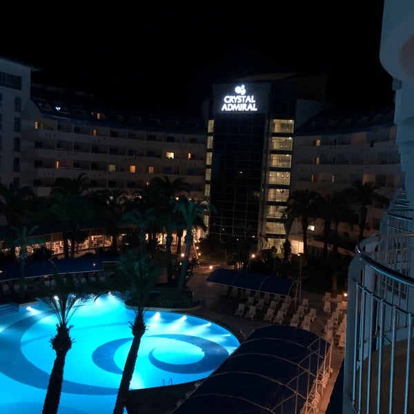 Foto tirada no(a) Crystal Admiral Resort Suites &amp; Spa por Ali Kemal G. em 7/12/2021