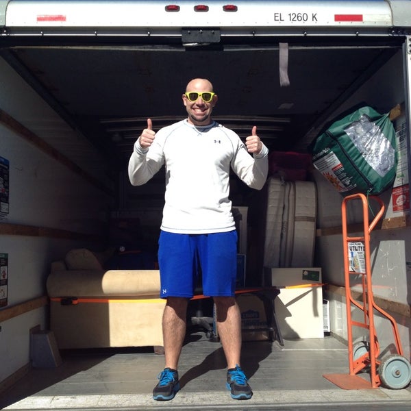 Ashley Furniture Distribution Center - St Louis, MO