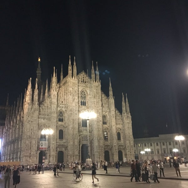 Photo taken at Piazza del Duomo by Jemma on 7/20/2016
