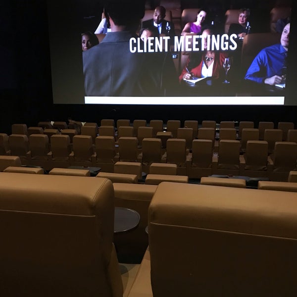 7/11/2018にConstantine V.がStudio Movie Grill Pearlandで撮った写真