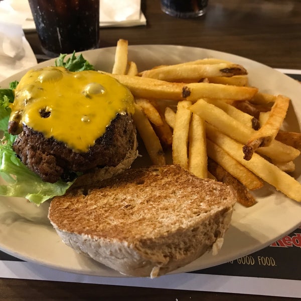 Hoss's Steak and Sea House Steakhouse in Williamsport