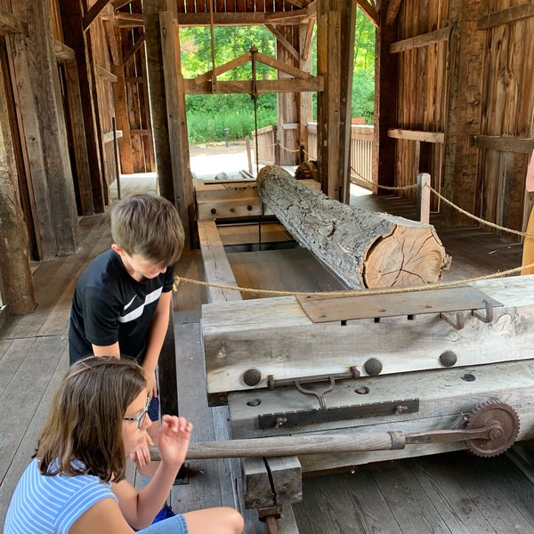 Historic Kirtland Visitor's Center Tourist Information and Service