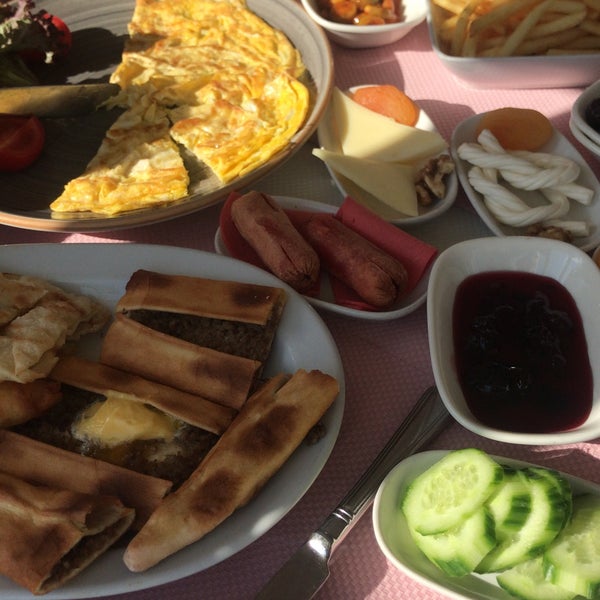 11/11/2021 tarihinde Nurgül T.ziyaretçi tarafından Tepe Restaurant'de çekilen fotoğraf