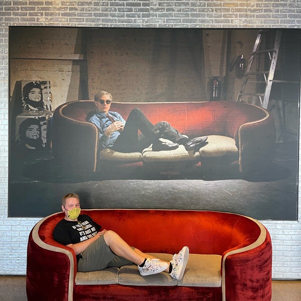 8/26/2021 tarihinde Judy H.ziyaretçi tarafından The Andy Warhol Museum'de çekilen fotoğraf
