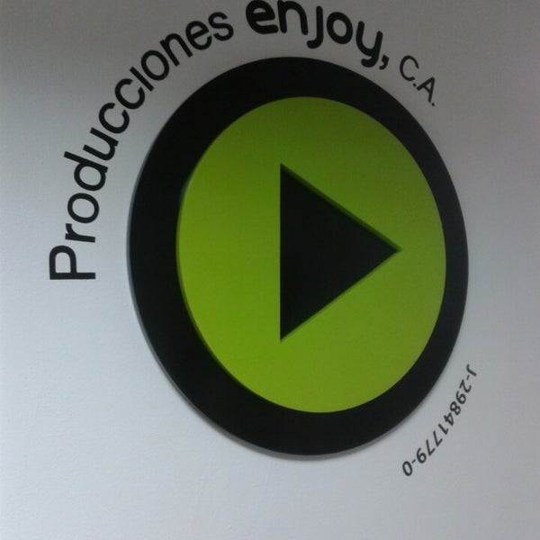 Надпись энджой. Enjoy c. Enjoy c. Enjoy c. Cocaine boy футболка.