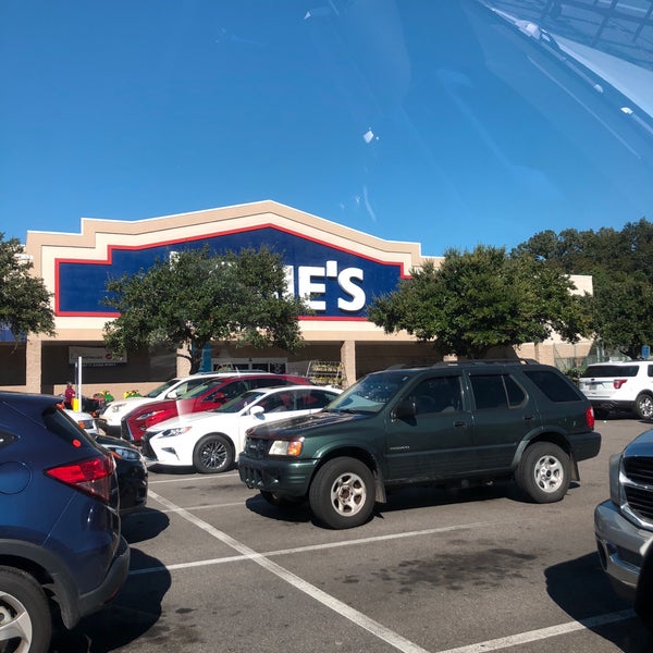 Lowe's Wilshire Estates Savannah Mall 11114 Abercorn Street