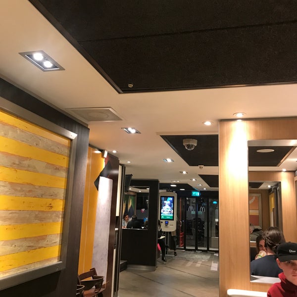Photo taken at McDonald&#39;s by Георгий Н. on 3/14/2018