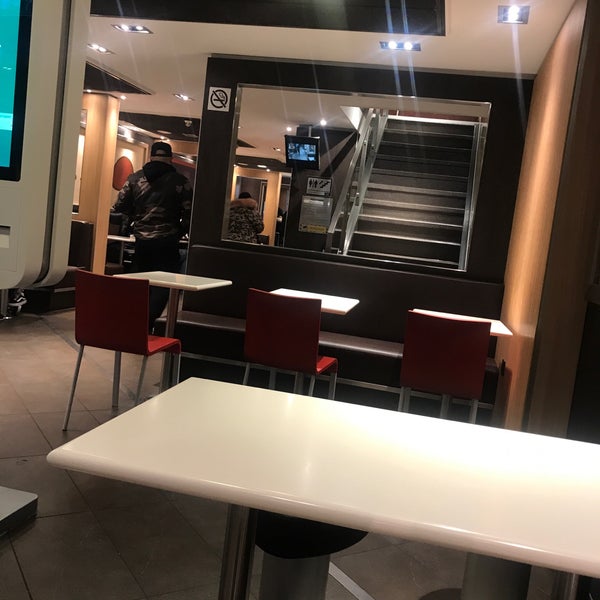 Photo prise au McDonald&#39;s par Георгий Н. le3/15/2018
