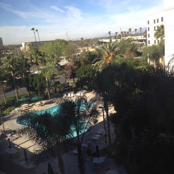 Photo taken at Holiday Inn Anaheim-Resort Area by Lauriitah C. on 1/6/2014