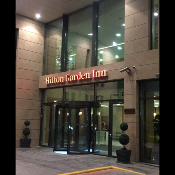 Photo taken at Hilton Garden Inn by Süleyman G. on 2/21/2020