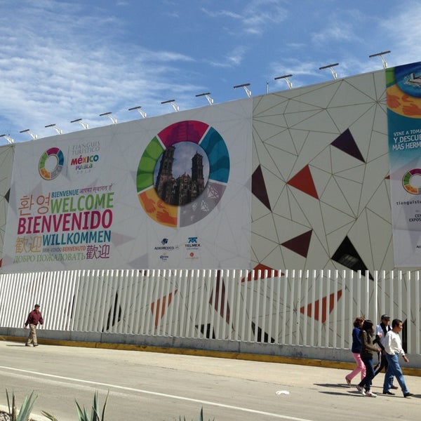 Fotos en Centro Expositor y de