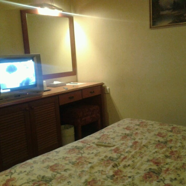 Pj De Inn 4 6 Lorong 8 1e