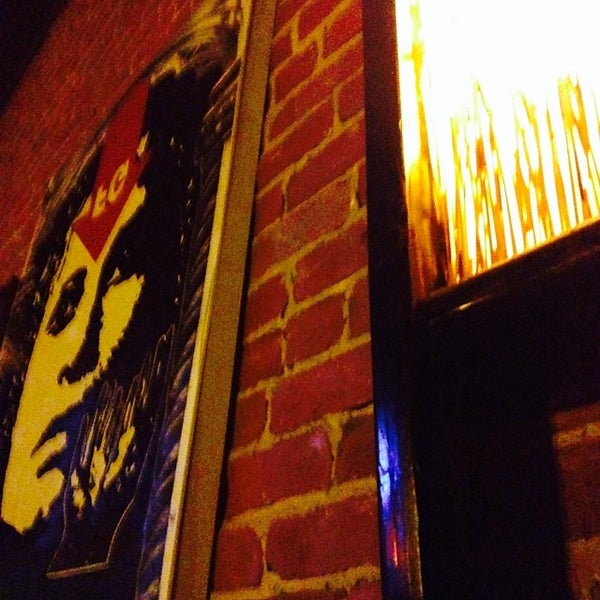 11/17/2013にEric D.がSomar Bar and Loungeで撮った写真