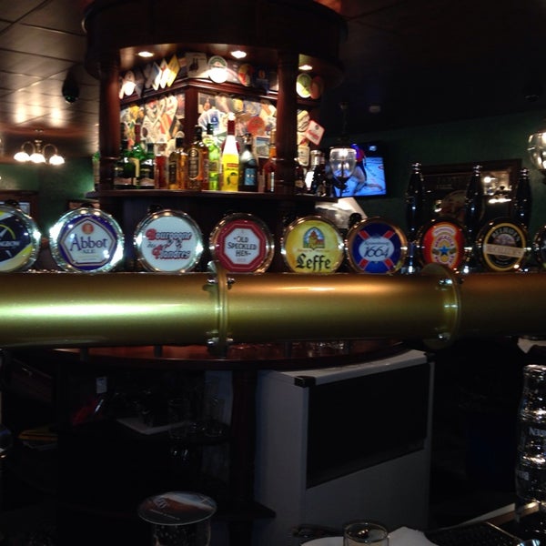 รูปภาพถ่ายที่ Dublin Irish Pub โดย Олечка Ш. เมื่อ 10/1/2013