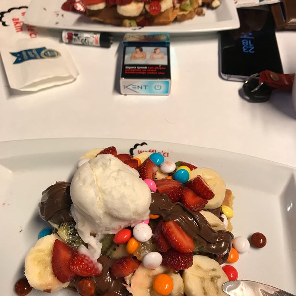 6/14/2018 tarihinde Cihat S.ziyaretçi tarafından Waffle&#39;cı Akın'de çekilen fotoğraf