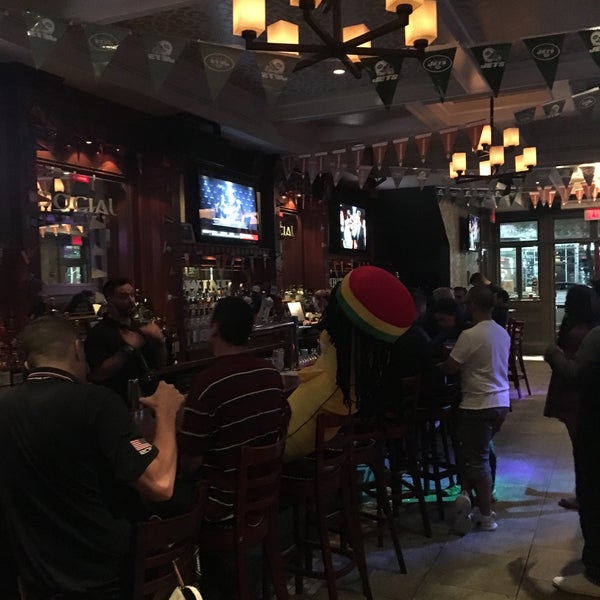 Photo taken at Social Bar, Grill &amp; Lounge by Mithun P. on 9/15/2018