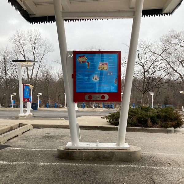 Foto scattata a Superdawg Drive-In da Heather G. il 3/17/2021