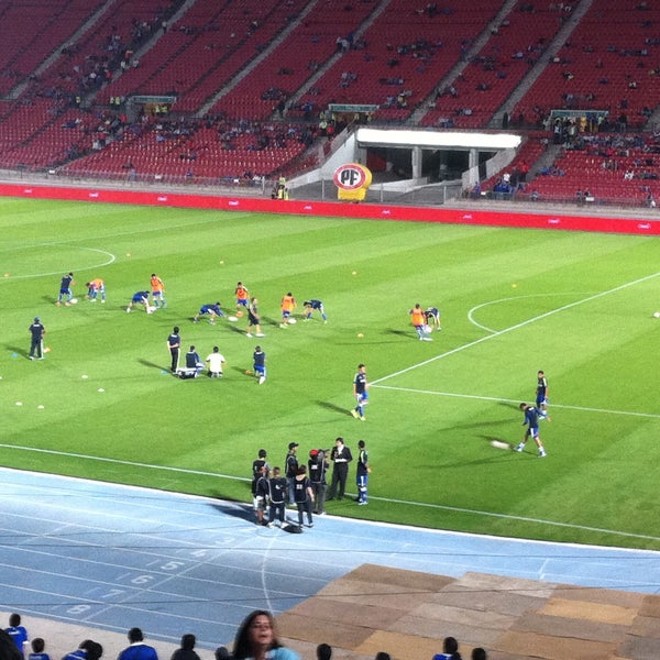 4/17/2013 tarihinde Rodrigo G.ziyaretçi tarafından Estadio Nacional Julio Martínez Prádanos'de çekilen fotoğraf