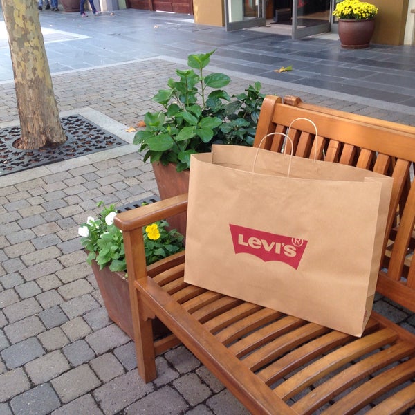 Levi's Store - 1 tip from 215 visitors
