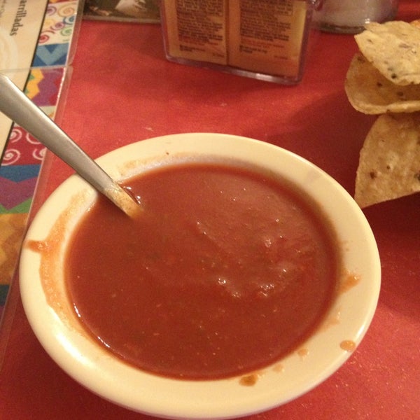 รูปภาพถ่ายที่ Don Pedro Mexican Restaurant โดย Soozie S. เมื่อ 6/26/2013