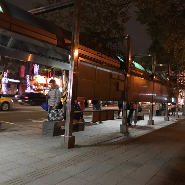 公車板橋車站 文化路 站 Bus Station In 新北市