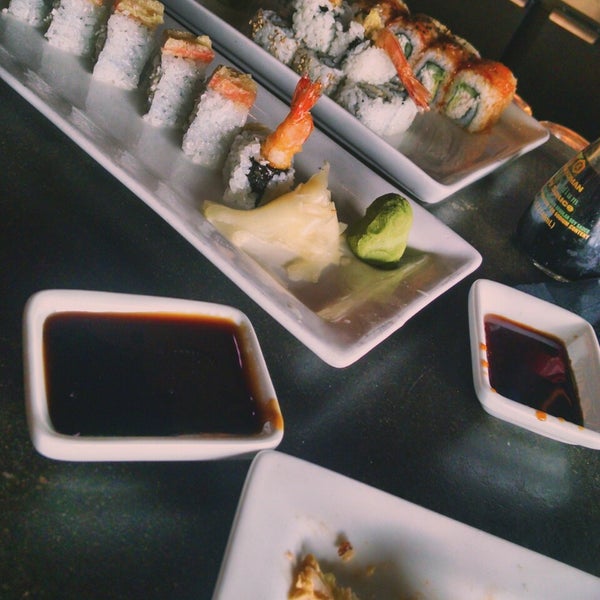 5/17/2015에 Marlo C.님이 Blue Sushi Sake Grill에서 찍은 사진