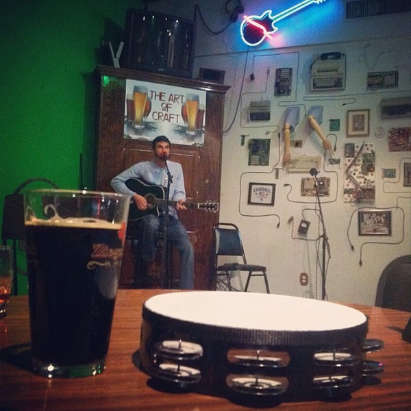 10/24/2013에 cat5 m.님이 Logon Cafe &amp; Pub에서 찍은 사진