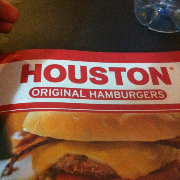 Photo taken at Houston Original Hamburgers by Victor M. on 3/29/2014