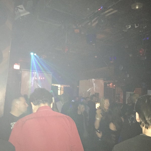 12/10/2014にLiz W.がBerlin Nightclubで撮った写真