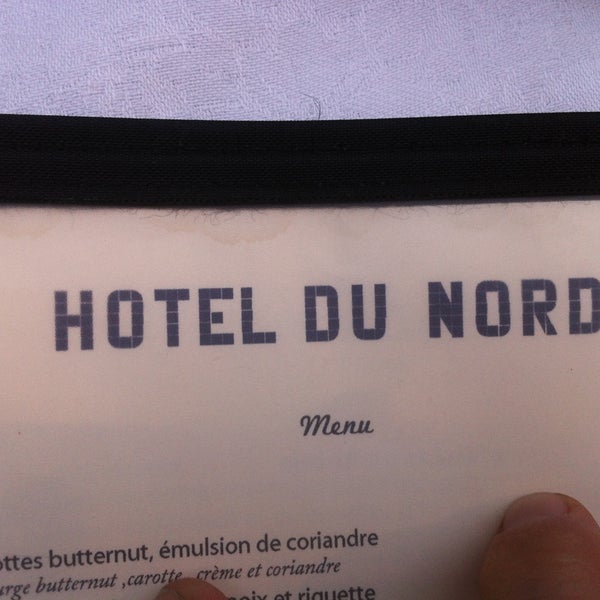 Foto tirada no(a) Hôtel du Nord por Joanna M. em 5/7/2013