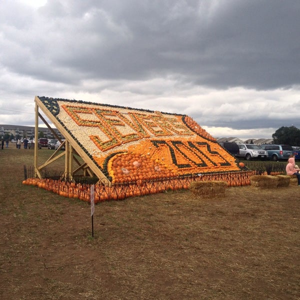 Photo taken at Sever&#39;s Corn Maze &amp; Fall Festival by Laura G. on 10/12/2013
