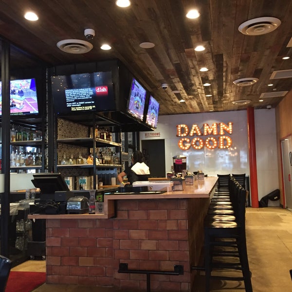 Torchy's Tacos Taco Restaurant in Uptown Broadway