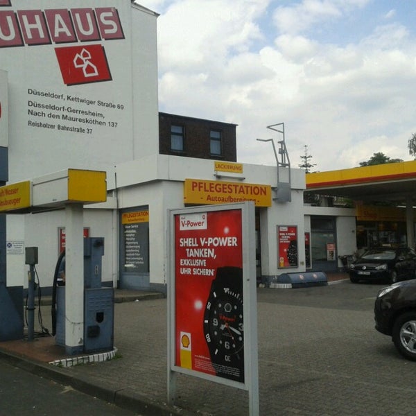 Shell Flingern Sud Dusseldorf Nordrhein Westfalen